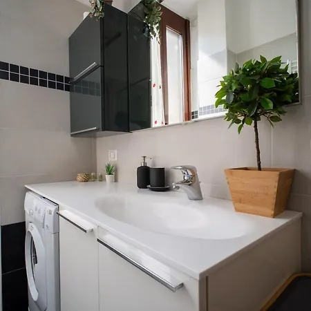 Apartment Navigli-centro Modern Flat Balcony Check-in H24