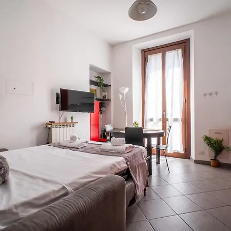 Apartment Navigli-centro Modern Flat Balcony Check-in H24 *