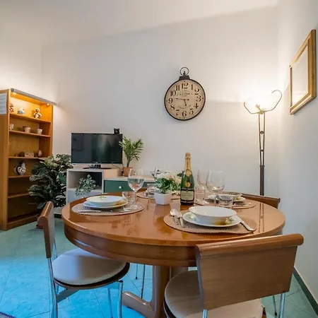 Station-porta Nuova Pet Friendly 4 Pax Chek In H24 Appartamento