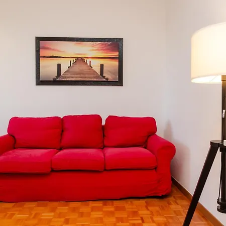 Vivimihome Gambara House 2 Minutes From The Metro דירה