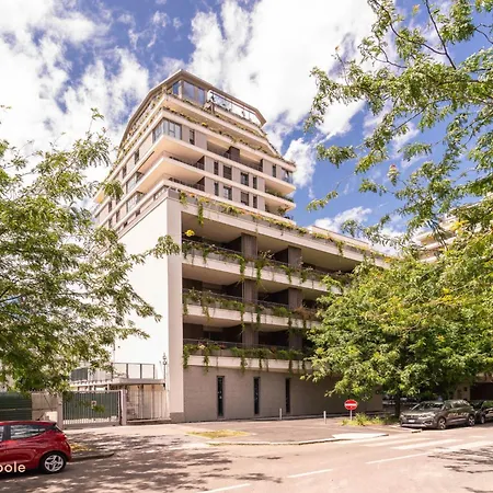 Апартаменты Adamello Terrace Милан