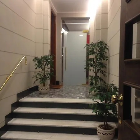 Gambara فندق مبيت وإفطار *