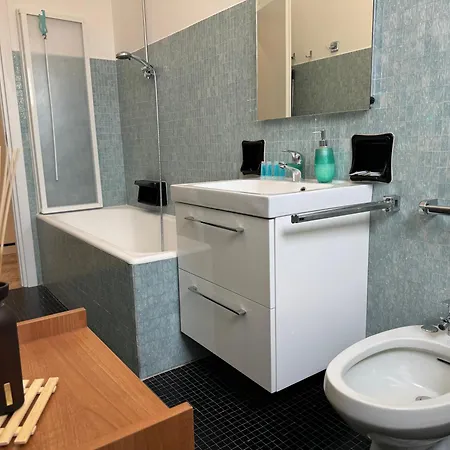 Casa Lina Nolo - M2 - San Raffaele Milán