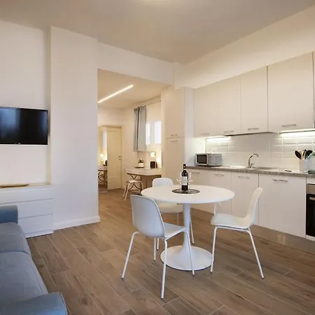 Apartmán Laru Porta Romana 5 Minutes From The Subway *