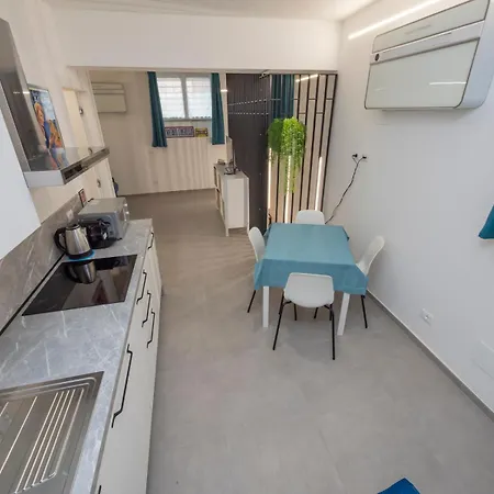 I-host - Chieti 1 Milán