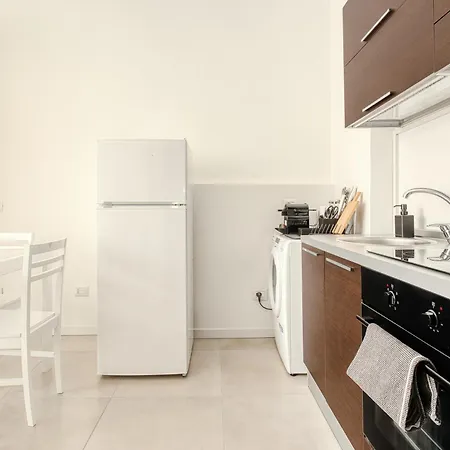 Just Urban - Monolocale Moderno Navigli - Metro M2 מילאנו