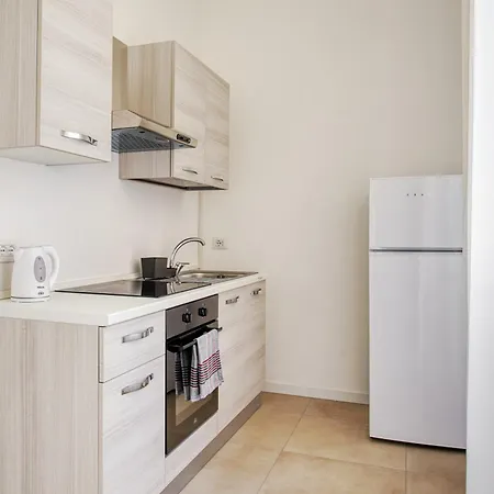 Just Urban - Bright Renovated 1-br Near Navigli & Metro M2 Apartment