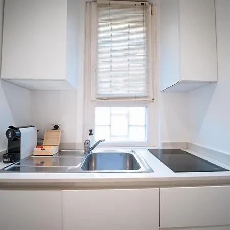 Sul Naviglio - Design Moderno E Comfort A * Milano