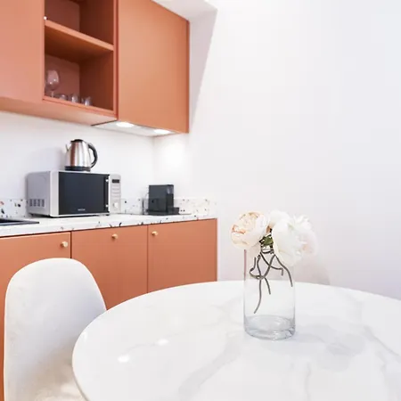 דירה Easylife - - Borgonuovo 4 S - Centro Storico *