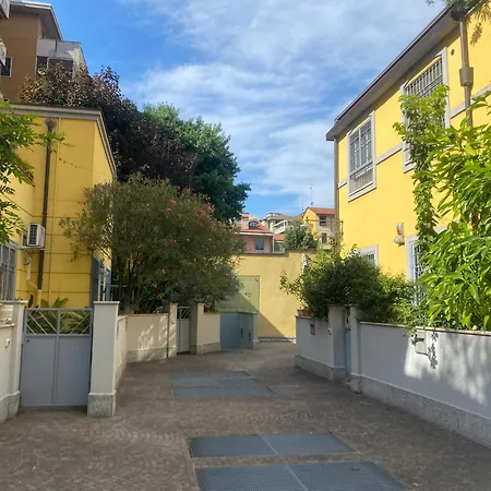 Navigli Downtown Cocco House Апартаменты *