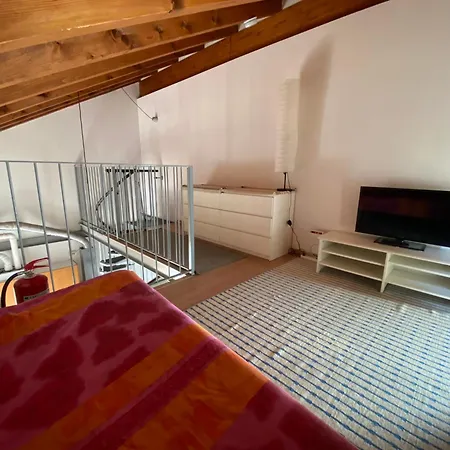 Апартаменты Navigli Downtown Cocco House *
