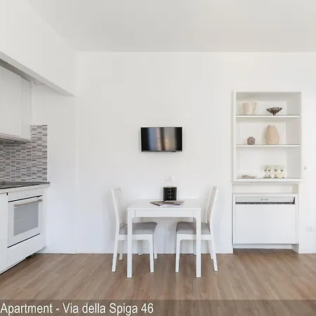 Brera In Via Della Spiga ゲストハウス 4*