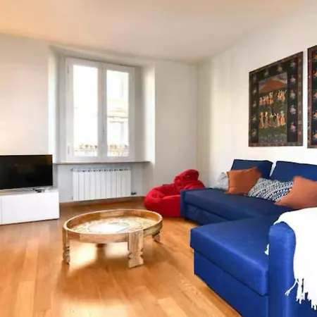 Corso Genova Apartment, Navigli Area, Center Апартаменты