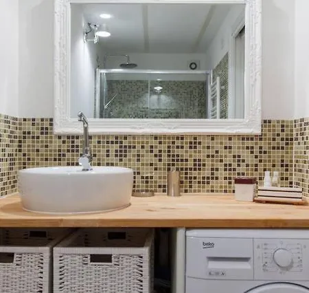 דירה Stunning 2 Bedroom
