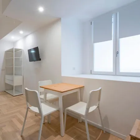 I-host - Val Strona 6 Mono * Milano