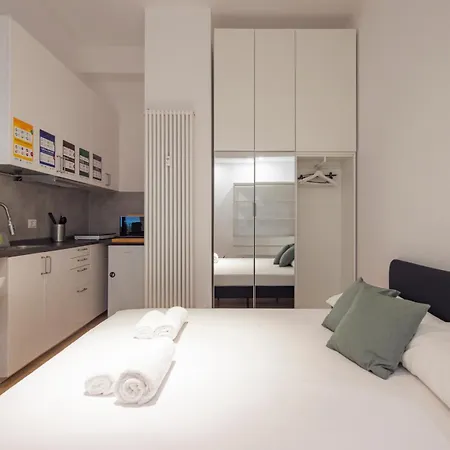 I-host - Val Strona 6 Mono * Milano