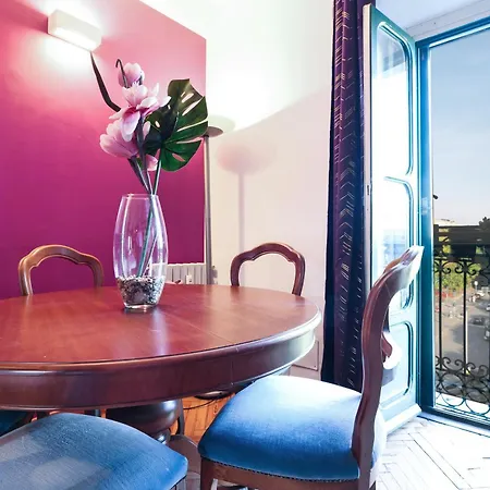 Metro Blu Tricolore - Concordia Appartement *