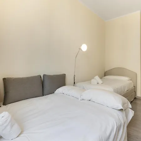 Tortona-metro Tolstoj 5min - Spacious 6 Guests - Wifi * Mediolan