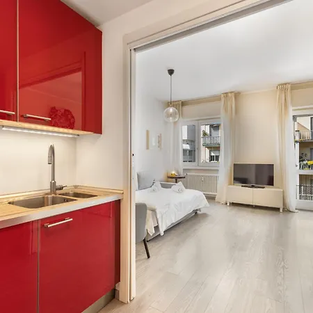 Apartament Tortona-metro Tolstoj 5min - Spacious 6 Guests - Wifi *