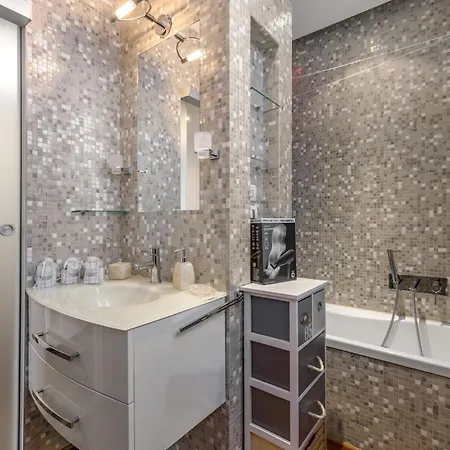 Appartement Historical Center Duomo - Whitedream - Wifi