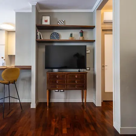 Homing - Ticinese 5 Appartement