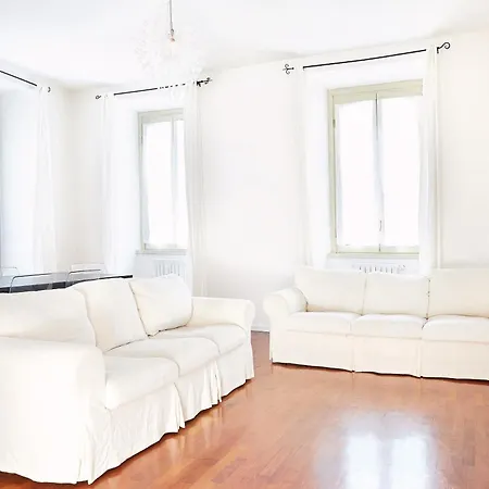 Superhouse Piazza Duomo Area