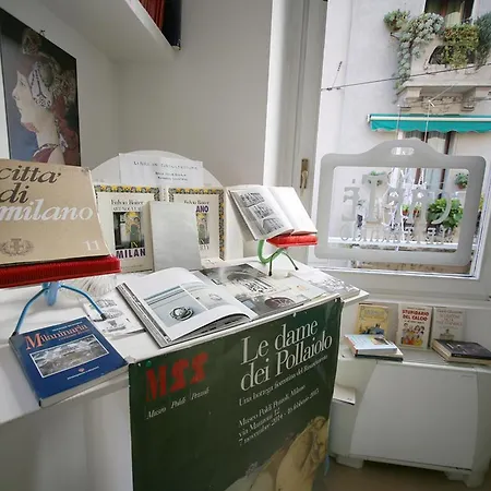 Gogol'ostello & Caffe Letterario * Milão