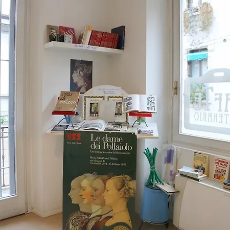 Gogol'ostello & Caffe Letterario *