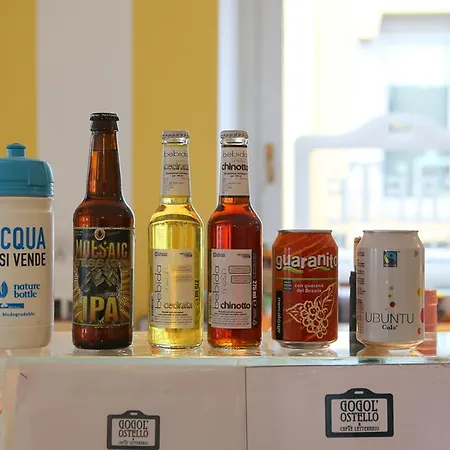 Gogol'ostello & Caffe Letterario Milão