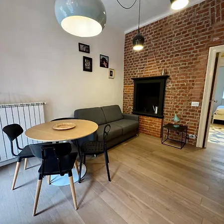 Casina Correggio * Milano