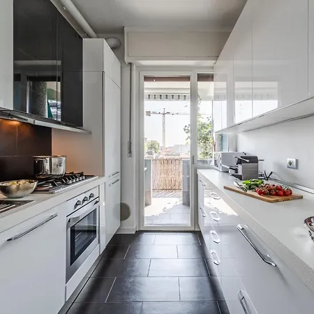 Navigli-darsena Terrazza Esclusiva Sulla Citta Milano