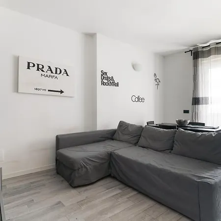 Apartament Guesthost - Bonola M1 Balcony Mediolan