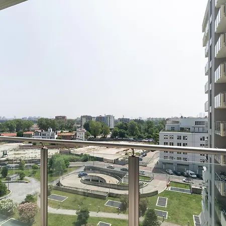 Apartament Guesthost - Bonola M1 Balcony