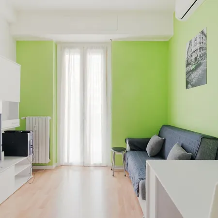 Guesthost - Mm1 Inganni Bright Appartement *