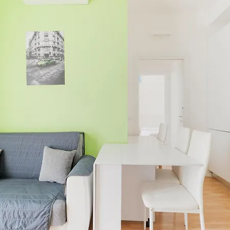 Guesthost - Mm1 Inganni Bright Appartement *