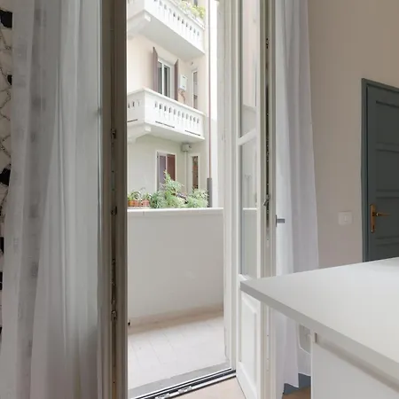 Guesthost - Piazza Ascoli Cosy