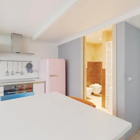 아파트 Guesthost - Cosy On 2 Levels! *