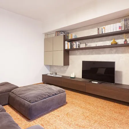 Appartement Guesthost - Arco Della Pace *