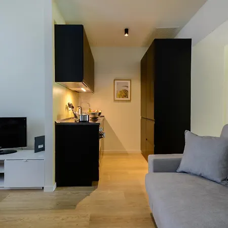 Guesthost - Cozy Flat X4 In Mm3 Porta Romana! Apartment Milan