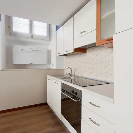 Guesthost - M5 Istria & Marche Roomy Lofted *