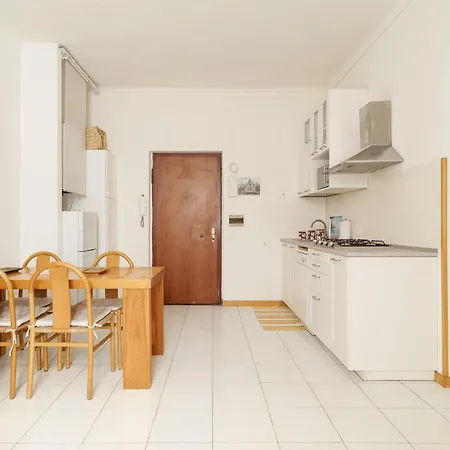 Appartement Guesthost - M2 Agostino Romantic *