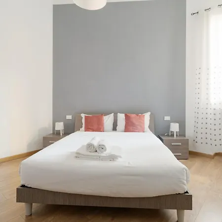 Guesthost - Modern & Cozy In X4 * Milano