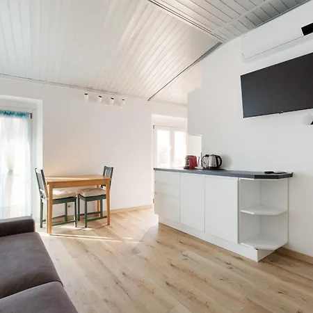 Guesthost - Milano- Corso Lodi With Ac & Wifi