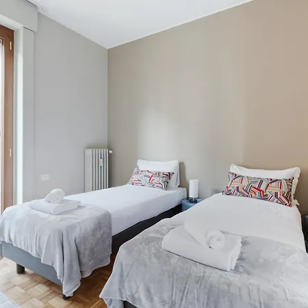 Guesthost - Naba Elegant & Spacious With 3 Balconies شقة *
