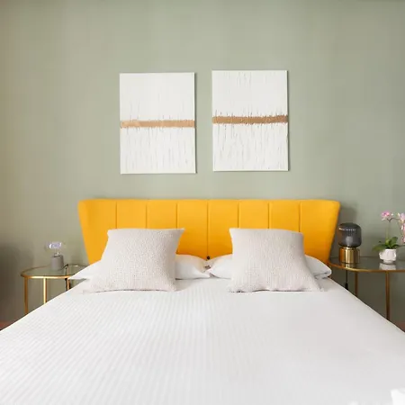 Guesthost - San Siro Modern With Balcony Apartment Mailand