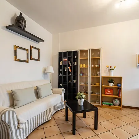 Guesthost - Naviglio Pavese Comfortable With Balcony! * 米兰