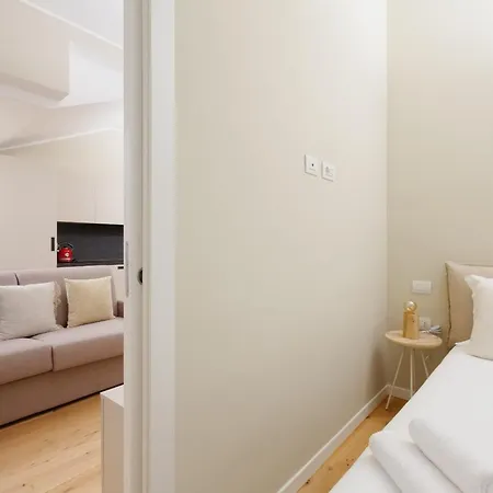 Guesthost - Primaticcio M1 Modern And Bright Διαμέρισμα *