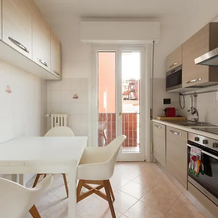 Guesthost - Parco Nord With 2 Bedrooms 公寓 米兰