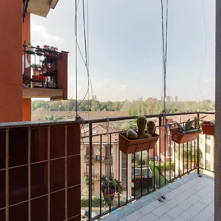 公寓 Guesthost - Parco Nord With 2 Bedrooms 米兰