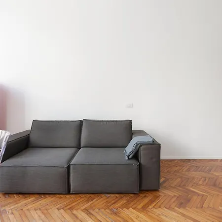 Apartament Lovely Near Piazza Cinque Giornate *